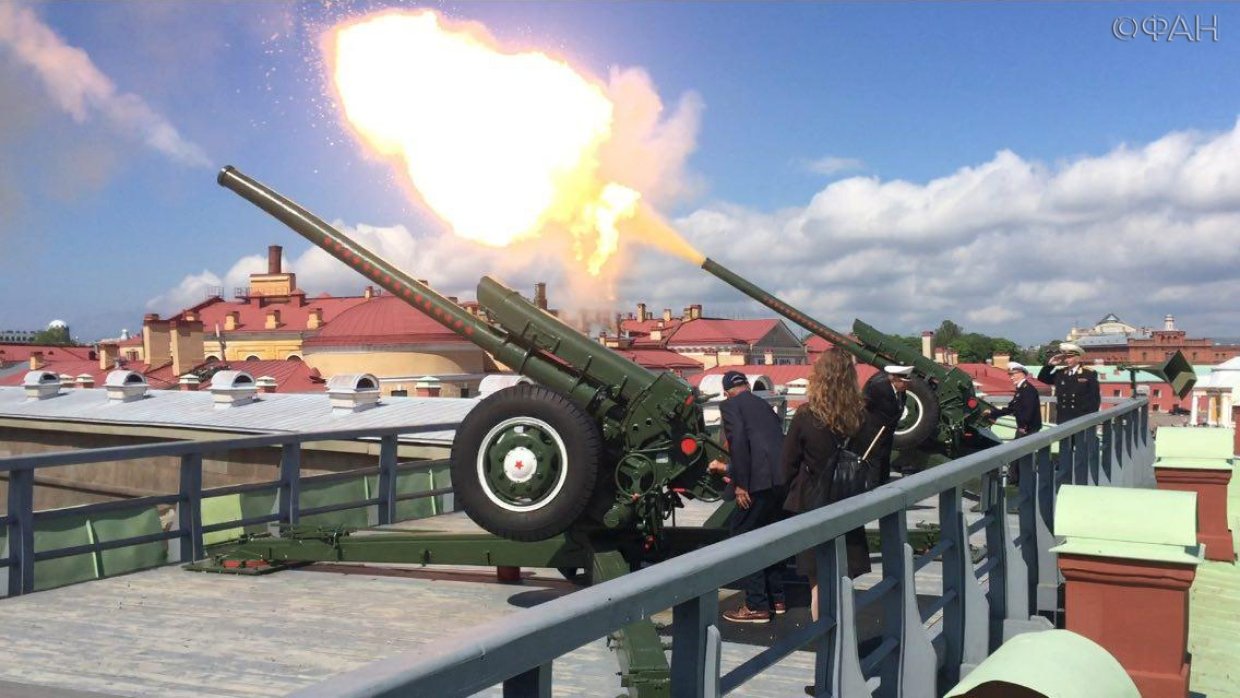 Петропавловскую крепость Петербурга закроют из-за празднования Дня ВМФ