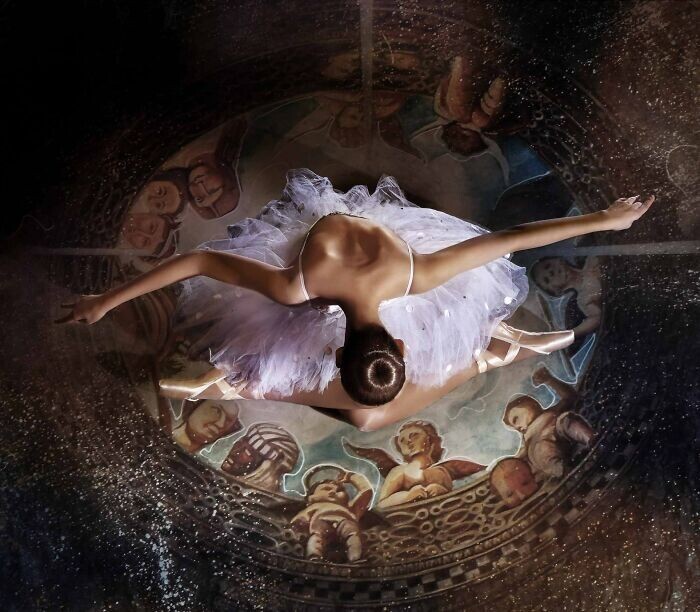 Снимки человека, который путешествует по России с фотоаппаратом в руках 