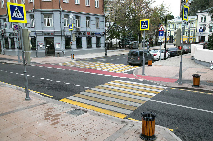 Зачем вообще нужно оборудовать пешеходные переходы?