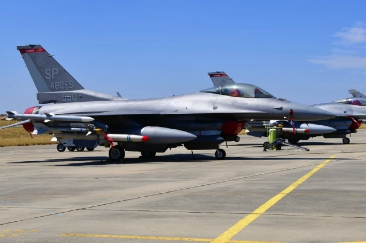 Во Франции испугались, что F-16 окажутся бесполезными из-за российской ПВО