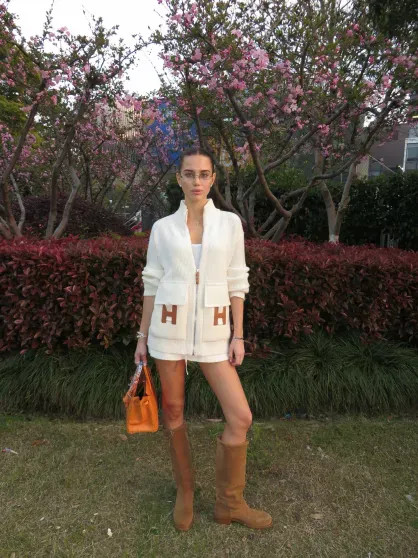 Аврора Киба показала, как отдыхает в Китае с новым бойфрендом — племянником президента Азербайджана Аврора, Авроры, Гаджиев, КибыФото, КибаРустам, КибаФото, девушка, Лепсом, который, вместе, романе, КибаАврора, КибыАврора, однако, часто, церемонии, свадьбу, постоянно, планировала, семью