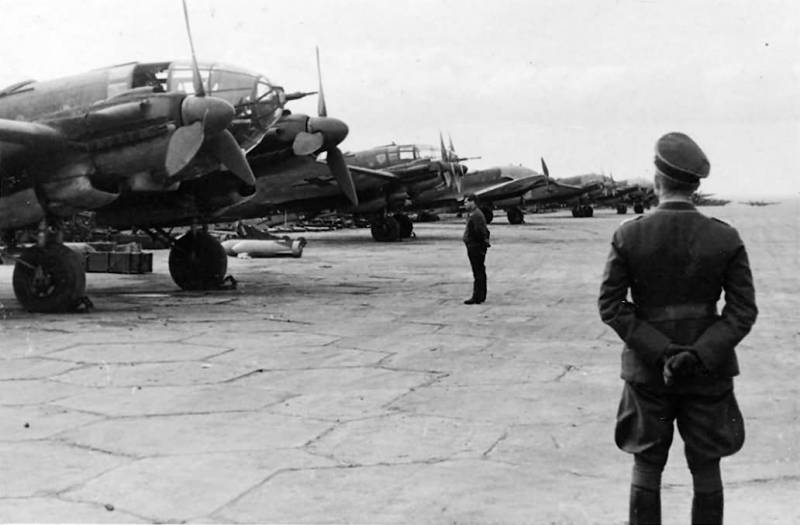 Дьявол кроется в деталях: почти одинаковые бомбардировщики Ju.88 и He.111 Дьявол кроется в деталях: почти одинаковые бомбардировщики Ju.88 и He.111 ввс