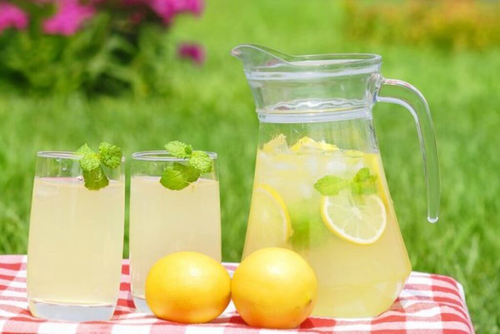 Домашний мятный лимонад — лучший напиток в жару…