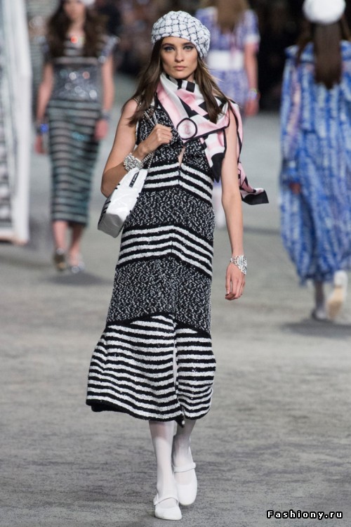 Chanel 2019 круизная коллекция Chanel 2019 круизная коллекция
