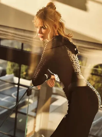 Николь Кидман в прозрачной юбке и Эль Фаннинг в 