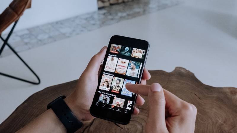 Аналитик Кусков назвал пароль главным способом защиты смартфона от мошенников