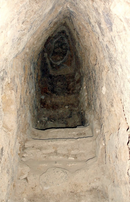 Тайна коридоров пирамиды в Чолуле: кто создавал 8 километров внутренних проходов
