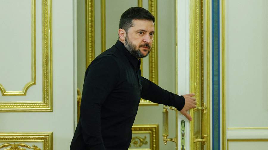 Трамп собирается обвинить в коррупции и устранить Зеленского вместе со всей его командой. Об...