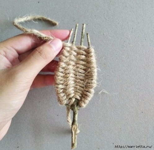 Декоративные листики из веточек и шпагата Декоративные листики из веточек и шпагата Декоративные листики из веточек и шпагата