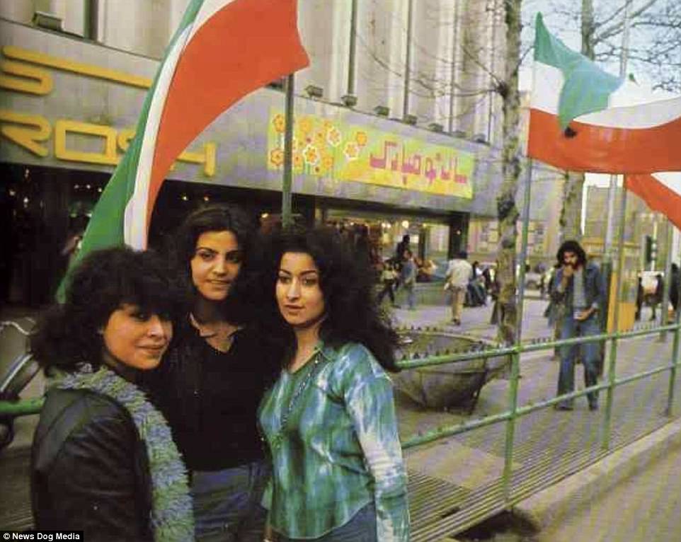25 фото о том, как одевались иранские женщины ДО Исламской революции Иранская, революции, Форузан, Тегеране, после, тегеранском, 1970х, После, актриса, начала, 1960е, 1970е, журнала, женщинам, конкурса, «Мисс, Иран–1978», сбежала, Лондон, преддверии