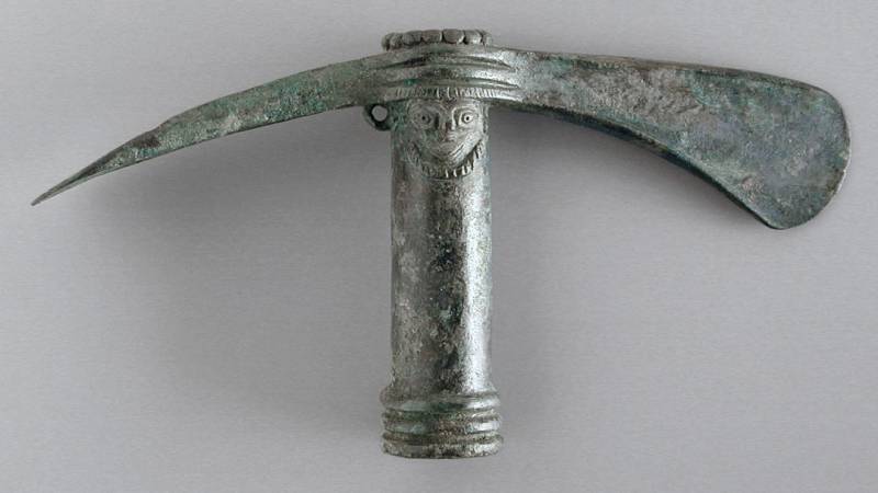 Бронза и оружие музея в Лос-Анджелесе Бронза и оружие музея в Лос-Анджелесе история