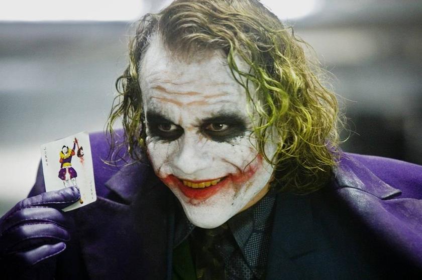 Выходящие сейчас в прокат фильмы, опираясь на шутовство и карнавал, пытаются перевернуть моральные устои с ног на голову Выходящие сейчас в прокат фильмы, опираясь на шутовство и карнавал, пытаются перевернуть моральные устои с ног на голову геополитика