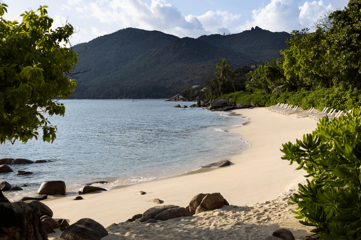 Курорт Raffles Seychelles на острове Праслен