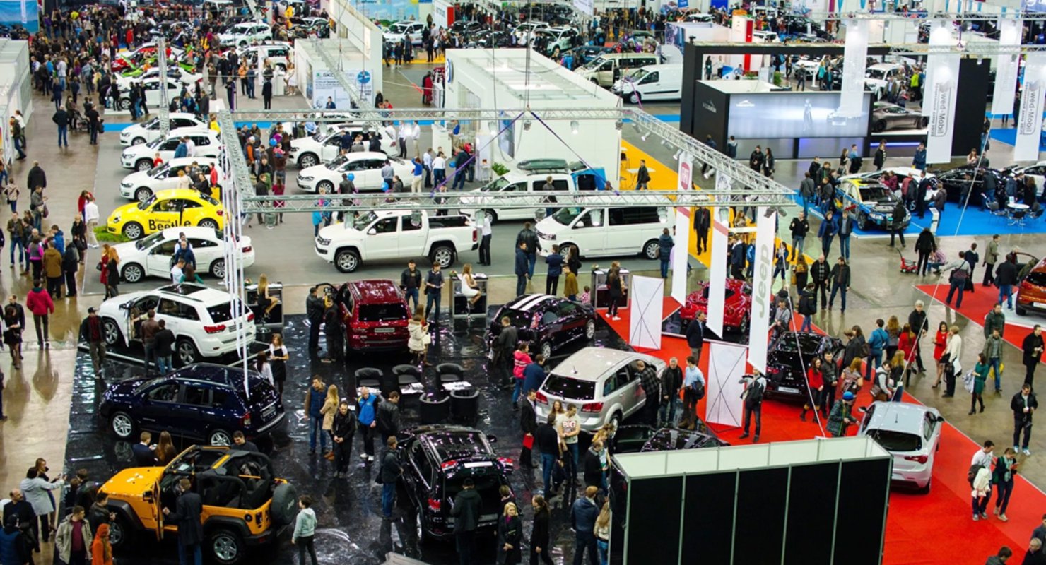 В России стартовал Петербургский международный автосалон 2021
