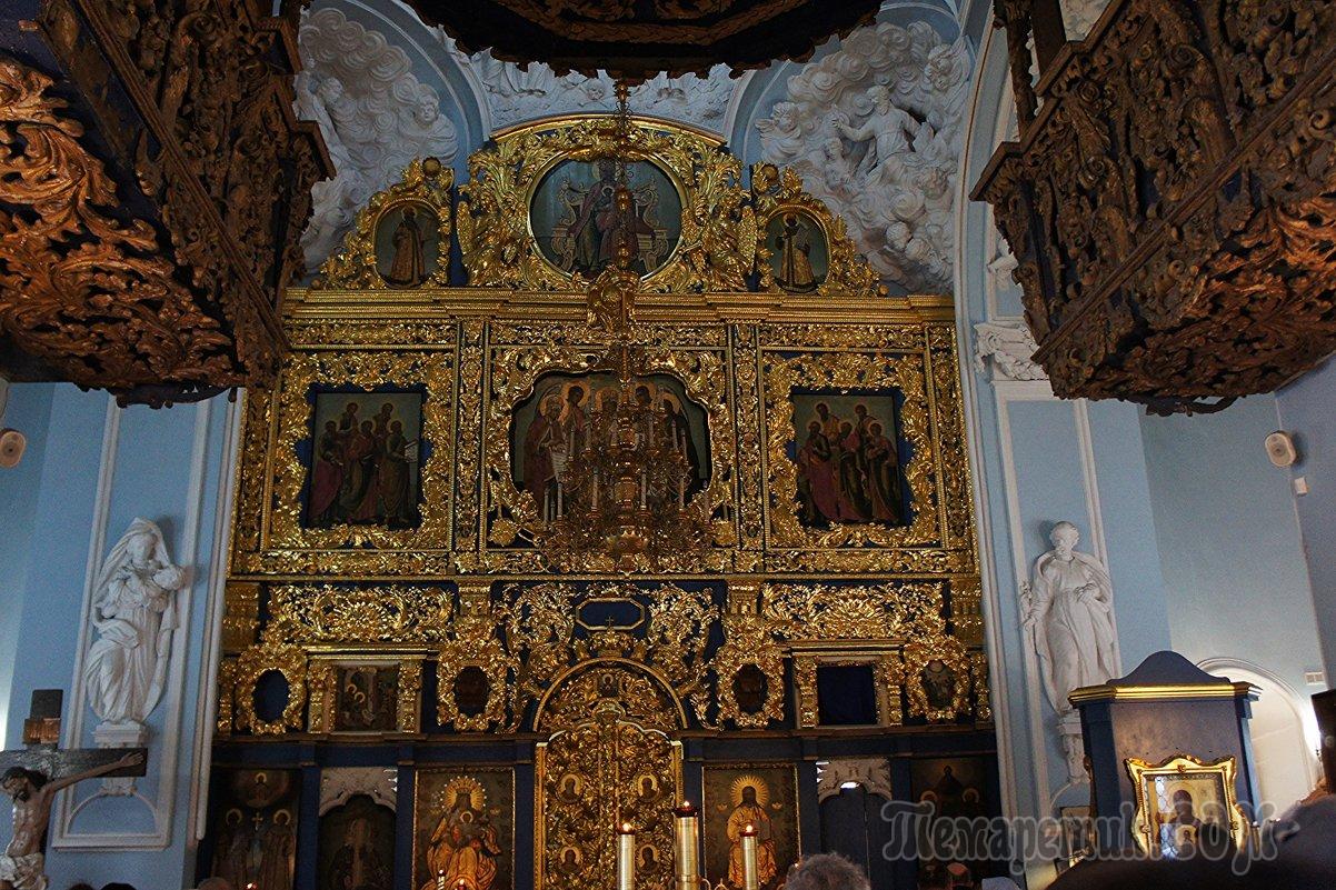 Дивные храмы России