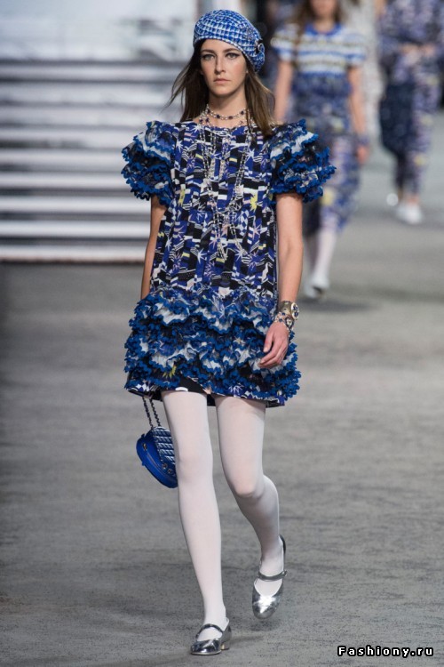 Chanel 2019 круизная коллекция Chanel 2019 круизная коллекция