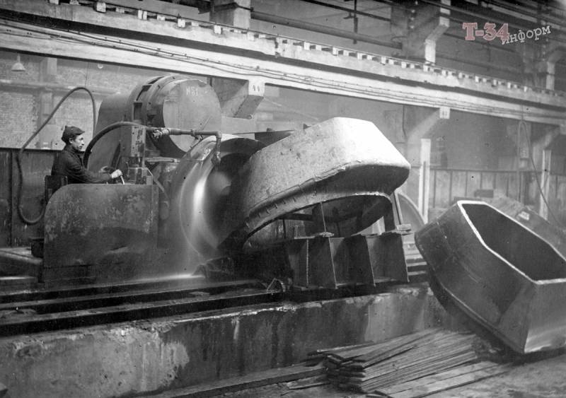 Трещины в броне. Дефектные Т-34 для фронта Трещины в броне. Дефектные Т-34 для фронта история,оружие