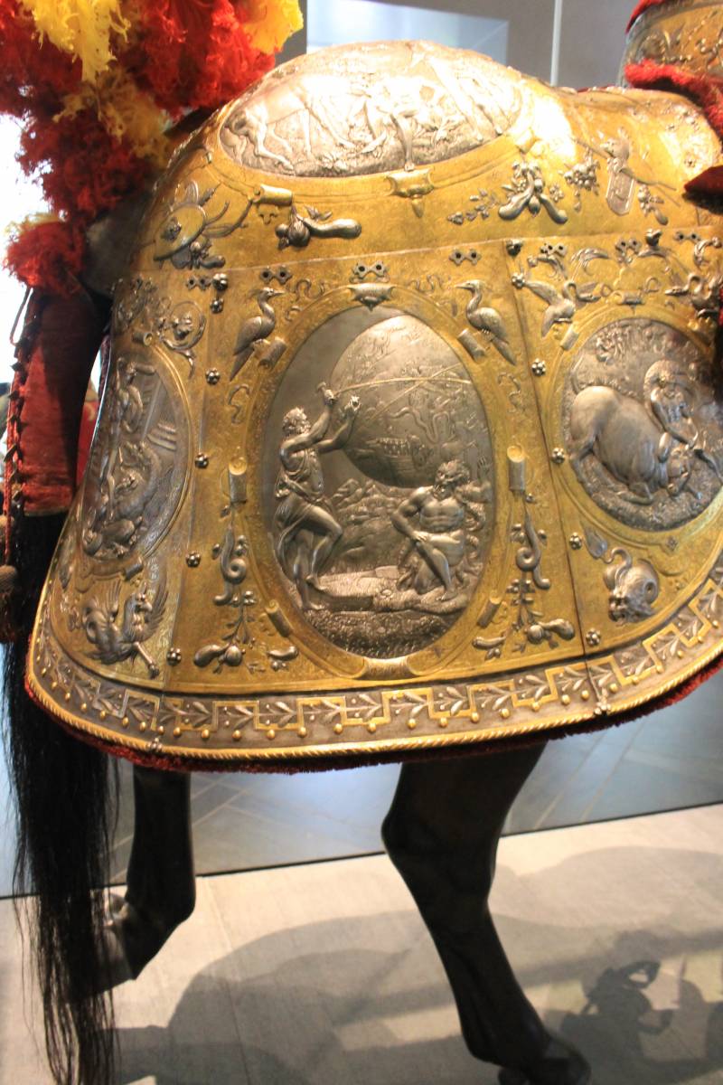 «Доспехи Геракла». Красивейшие доспехи в истории история