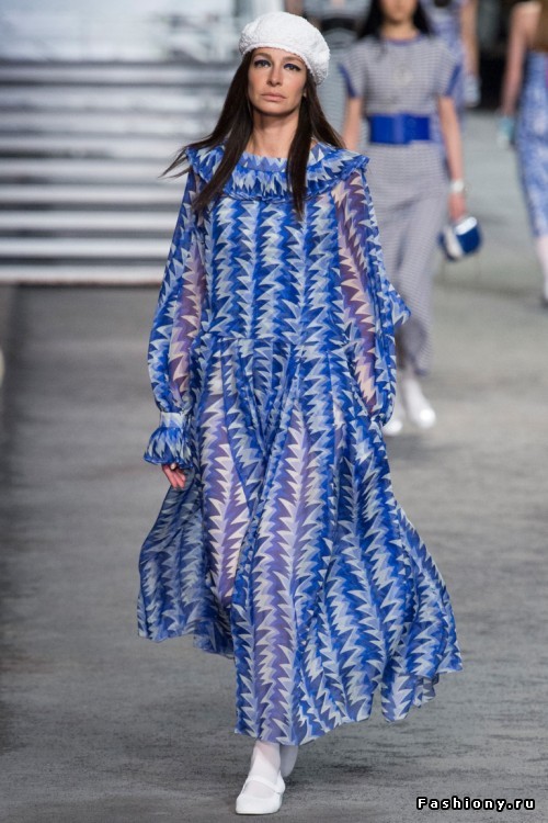 Chanel 2019 круизная коллекция Chanel 2019 круизная коллекция