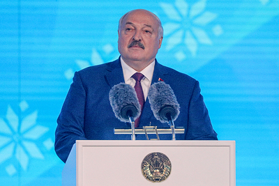 Лукашенко помиловал лидера БНФ и ещё 13 оппозиционеров