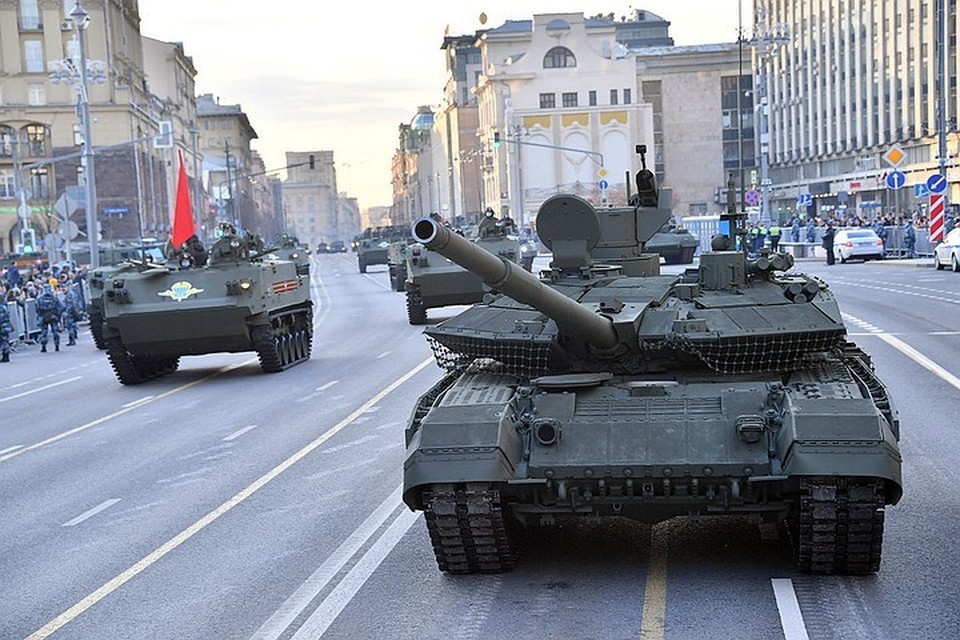 Стыдно: Кто жалуется на «смрад и шум» Победы нашей