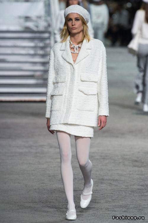Chanel 2019 круизная коллекция Chanel 2019 круизная коллекция