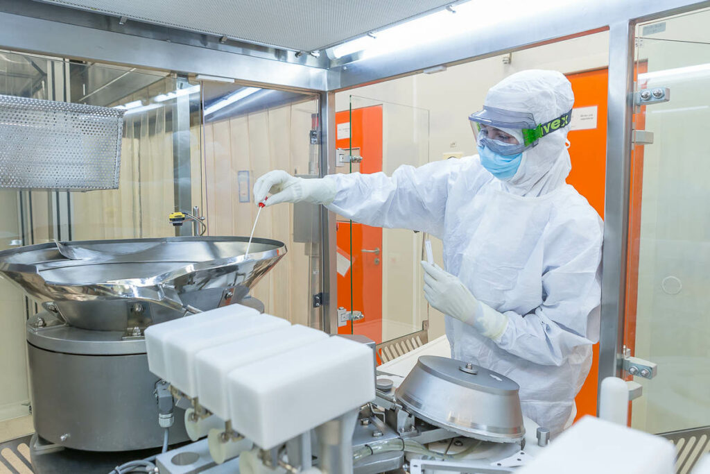 Объём производства готовых лекарственных препаратов в России по итогам 1-3 кв. 2025 года