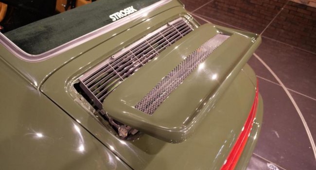 Два редких рестомода Porsche 911 выставили на продажу в Германии Автомобили