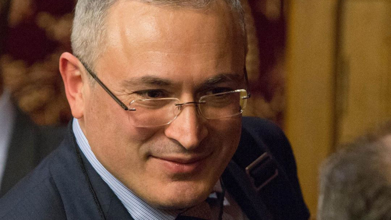 Ходорковский проложил «смертельный маршрут» для россиян в ЦАР по статьям французских СМИ