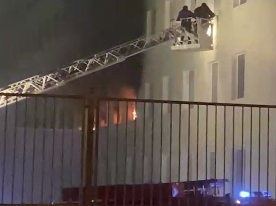 Число жертв пожара увеличилось до двух в здании больницы Москвы