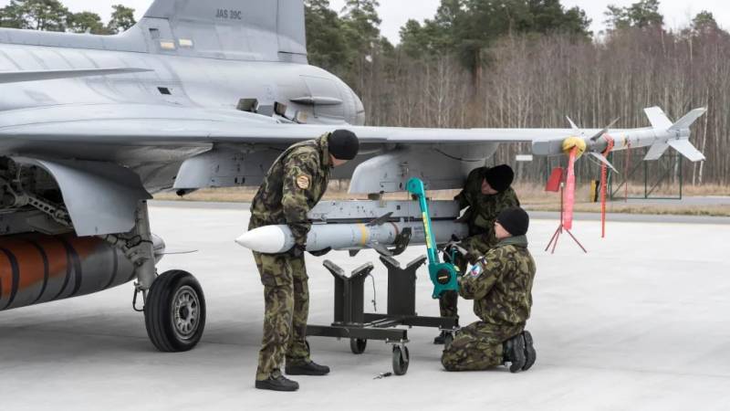 Состояние и перспективы шведского парка истребителей JAS 39 Gripen Состояние и перспективы шведского парка истребителей JAS 39 Gripen ввс