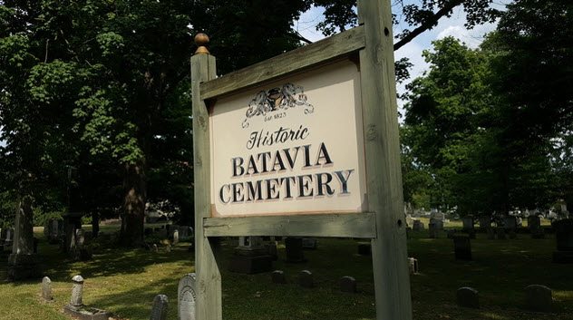 Ужасающие происшествия, которые произошли на кладбище