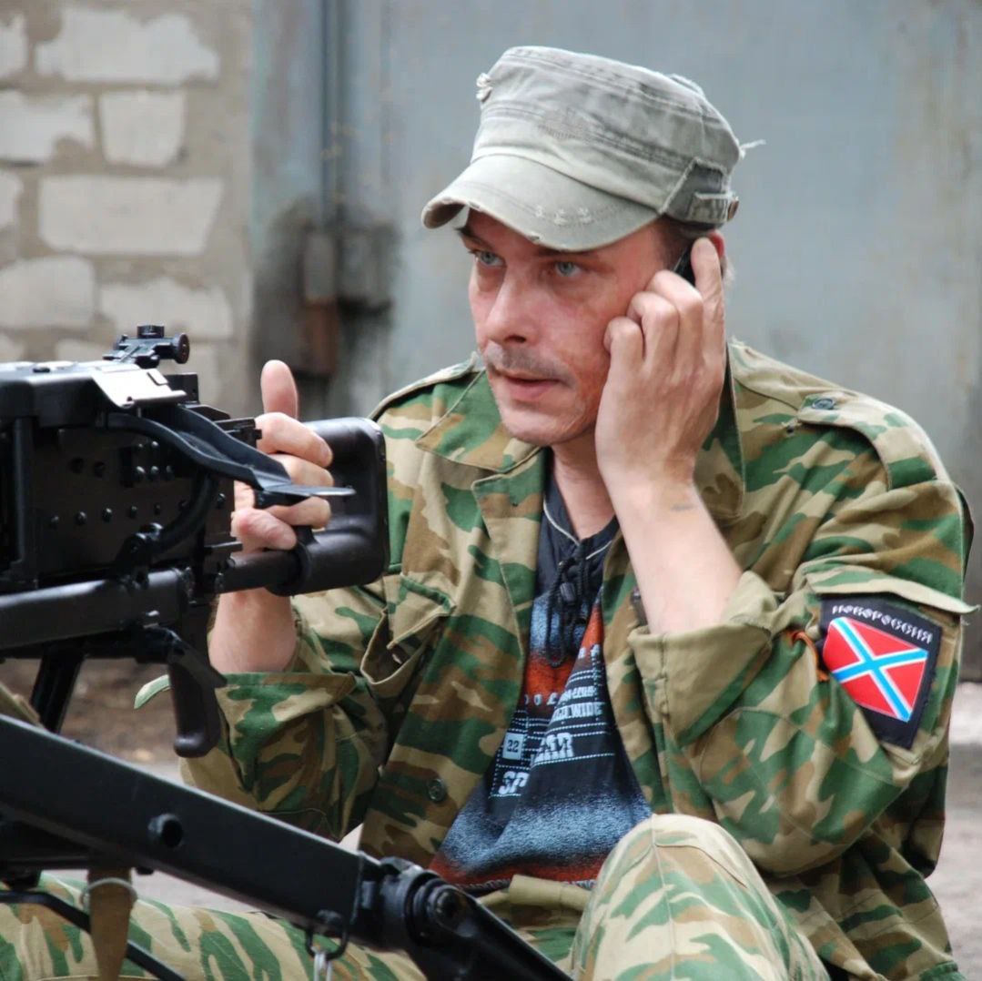 Участник штурма Мариуполя рассказал о массовых проукраинских настроениях в городе Участник штурма Мариуполя рассказал о массовых проукраинских настроениях в городе россия,украина