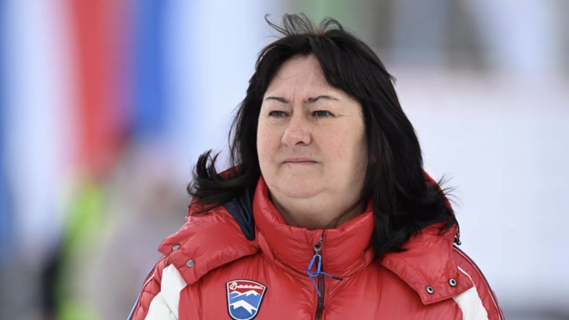 Вяльбе заявила, что российским спортсменам не надо ехать на Олимпиаду без флага и гимна