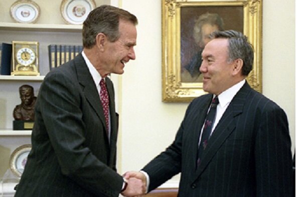 Нурсултан Назарбаев и Джордж Буш-старший