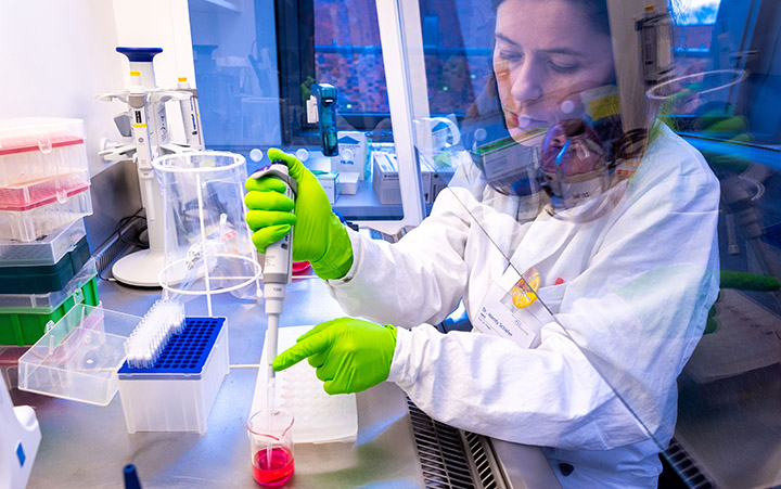 ПО РОССИИ УДАРЯТ АДСКИМ ОРУЖИЕМ: ПЯТЬ ПРИЧИН ЖДАТЬ НОВУЮ ПАНДЕМИЮ геополитика,г,Москва [1405113],россия