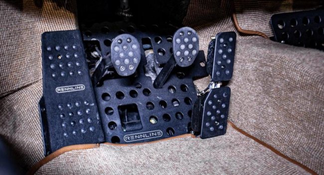 Два редких рестомода Porsche 911 выставили на продажу в Германии Автомобили