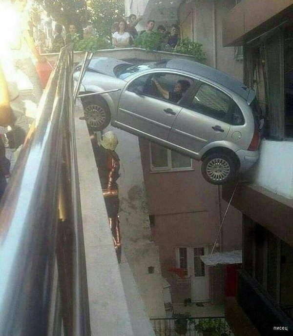 Женщинам за рулём посвящается! Жмите Лайк! Женщинам за рулём посвящается! Жмите Лайк! смешные картинки