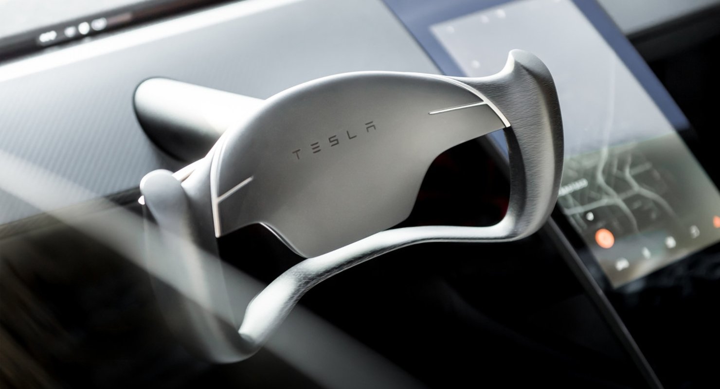 Илон Маск подтвердил, что обычного руля в новых моделях Tesla больше не будет Автомобили