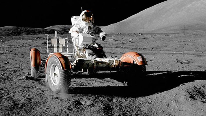 Если китайцы будут двигаться дальше в том же темпе, то реально могут высадиться на Луну только к 2050 году