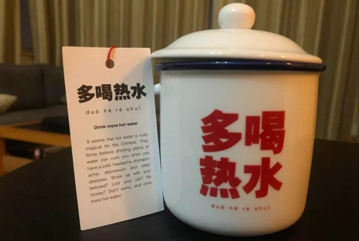 Правительство призывало пить больше горячей воды. / Фото: telegra.ph