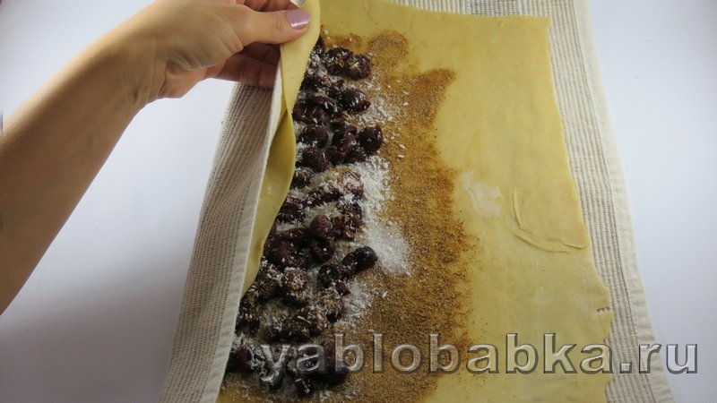 Штрудель с вишней Штрудель с вишней выпечка,десерты,кулинария,рецепты