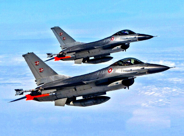 Дания откровенно пригрозила России своей авиацией