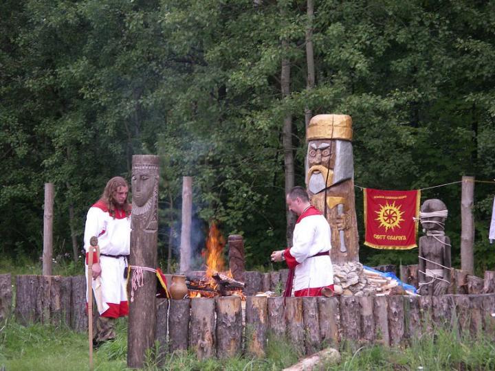 Нужны ли нам сейчас заповеди богов древних славян