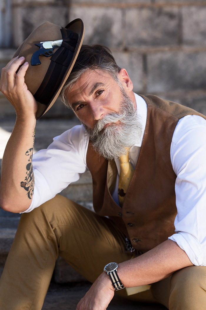 60-летний мужчина стал моделью когда отрастил бороду