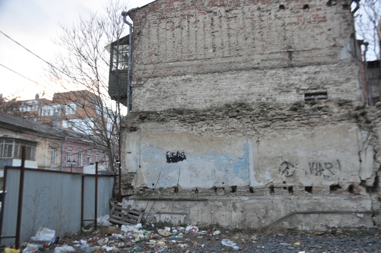 Прямые попадания. Более 150 исторических зданий уничтожено в Ростове за последние 10 лет!!! сейчас, города, здание, начало, здания, конец, Администрацией, застройки, затем, которые, вместе, историческую, архитектуры, жилой, середине, объектов, теперь, место, минимум, зданий