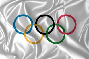 МОК не намерен сейчас вручать россиянам перешедшие им медали Олимпиады