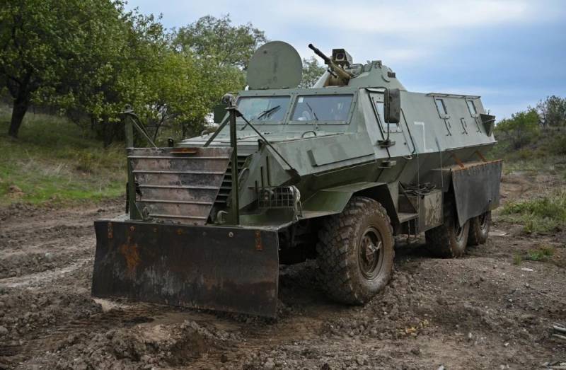 Как наши дорабатывают технику в ходе спецоперации оружие