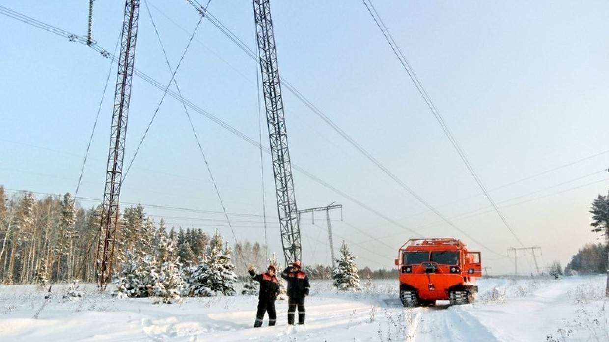 Шесть бригад помогут энергетикам в восстановлении электроснабжения на Сахалине