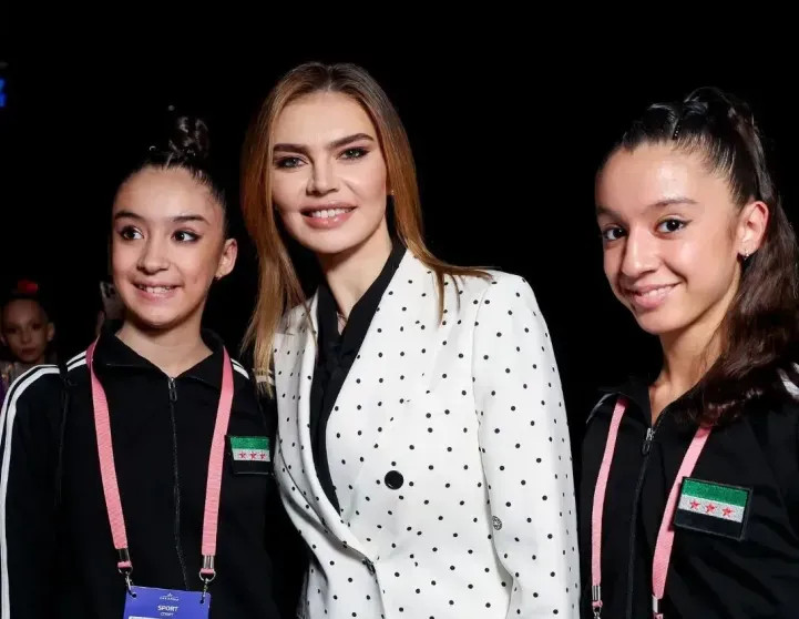 Алина Кабаева появилась на турнире по гимнастике в элегантных образах